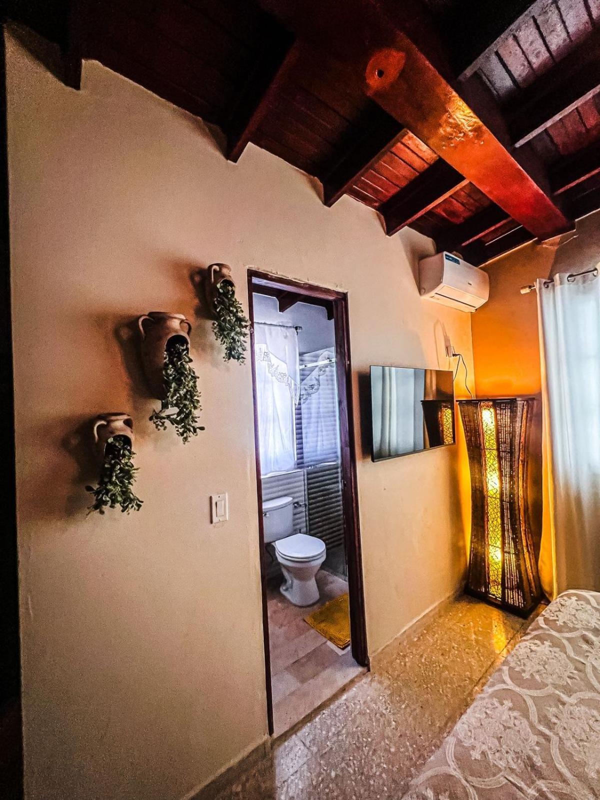 Orho Hotel Boutique Panama Tocumen Airport Free Shuttle Highway Round Trip 15 Minuts Rom bilde